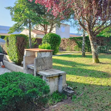 Maison La Garenne Holiday home Royan