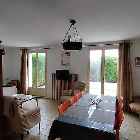 Maison La Garenne Holiday home Royan